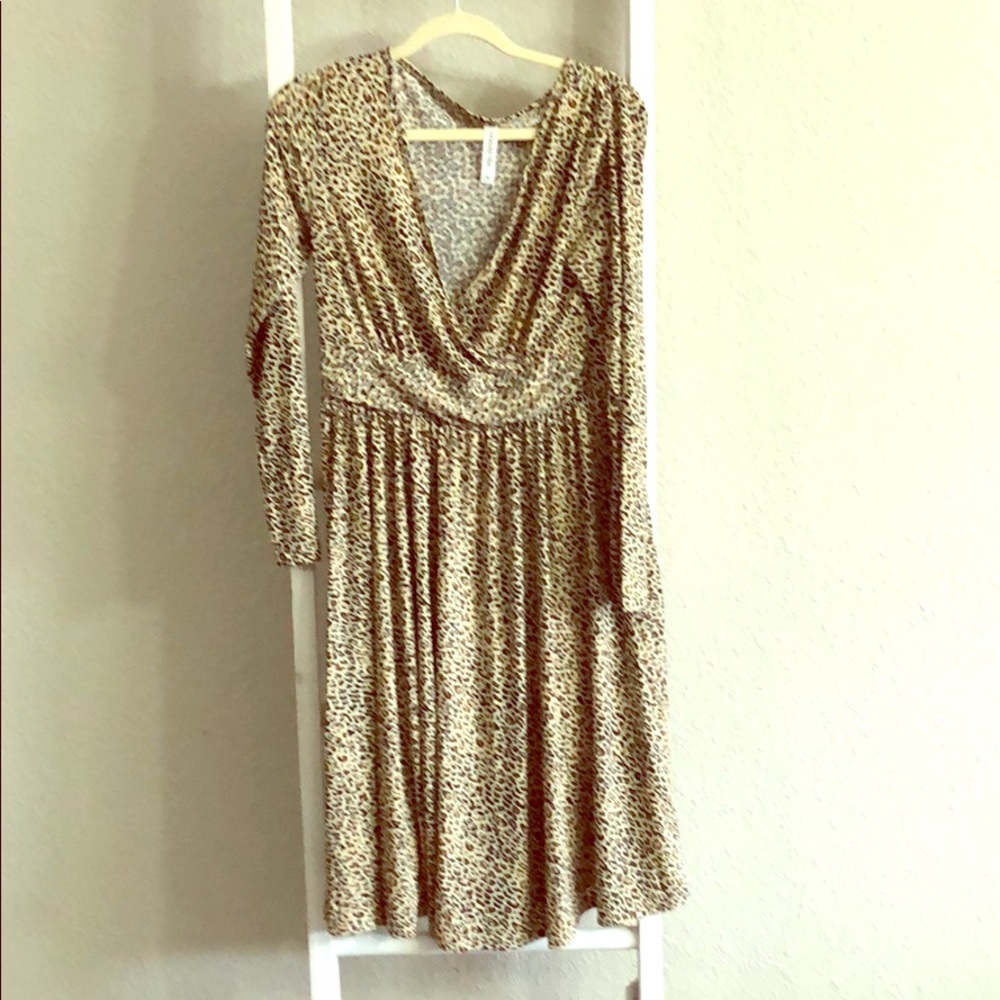 Leopard print wrap midi dress. BRAND NEW!